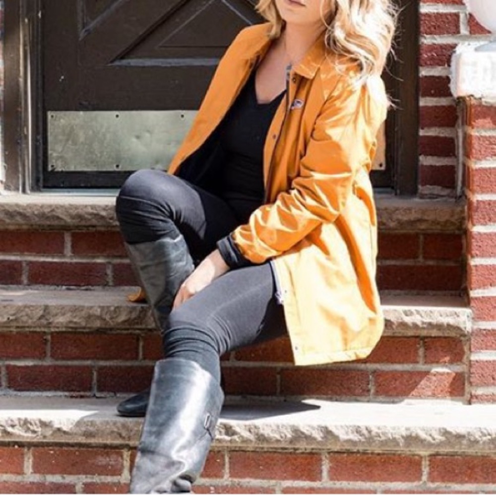 Vans wind breaker coat